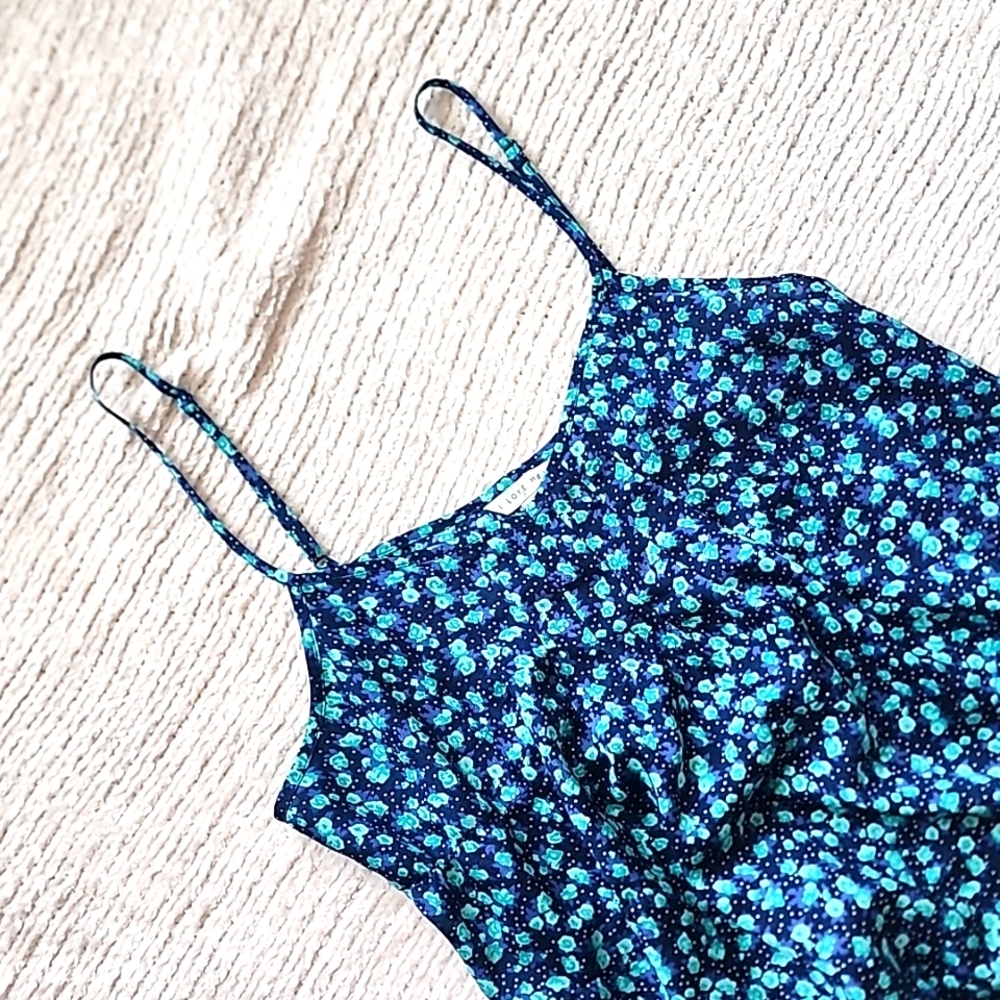 H81 Blue Floral Flowy Spaghetti Strap Top. EUC. M.